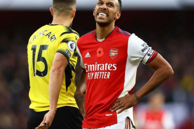 تجريد أوباميانغ من شارة قيادة أرسنال